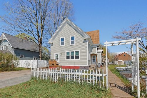 111 Division St, North Attleboro, MA, 02760-1141 | Card Image