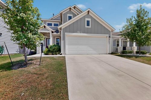 8302 Cottage Rose Dr, Austin, TX, 78744-5925 | Card Image