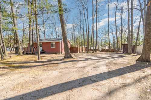 148 Cottage Dr, Prudenville, MI, 48651-9319 | Card Image