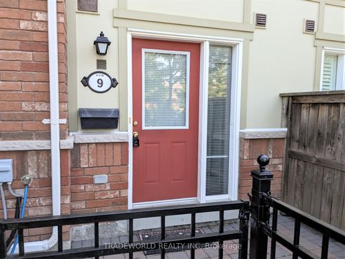 9-150 Chancery Rd, Markham, ON, L6E0C1 | Card Image