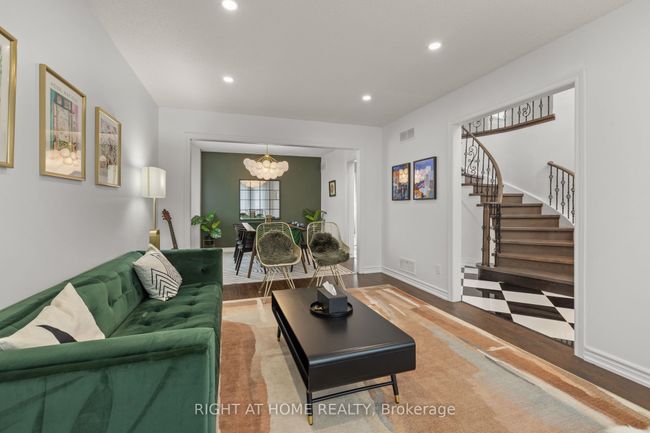 4 Deena Pl, House other with 8 bedrooms, 7 bathrooms and 6 parking in Markham ON | Image 9