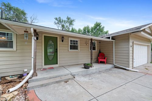 501 Cindy St, Goddard, KS, 67052-9018 | Card Image