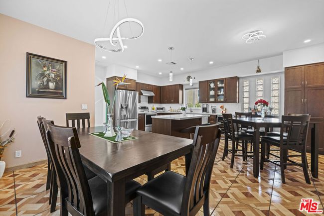 21615 Wo He Lo Trl, House other with 3 bedrooms, 4 bathrooms and null parking in Chatsworth CA | Image 10