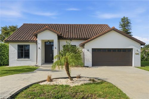 1140 Jeronimo Dr, NAPLES, FL, 34103-3255 | Card Image