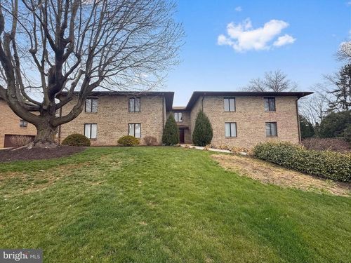 apt-1-5840 Fairway Dr W, FAYETTEVILLE, PA, 17222-9696 | Card Image
