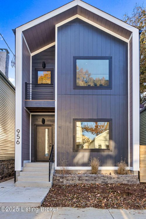 956 Vine St, Louisville, KY, 40204-2023 | Card Image