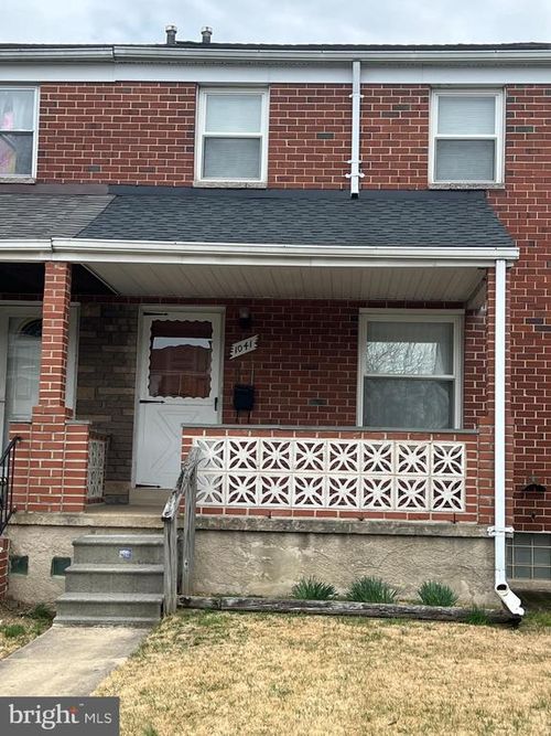 1041 Foxwood Ln, ESSEX, MD, 21221-5931 | Card Image