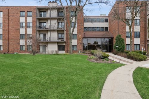 apt-207-3030 Pheasant Creek Dr, Northbrook, IL, 60062-3374 | Card Image