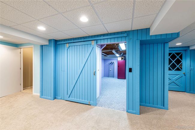 Barn door to another room | Image 34
