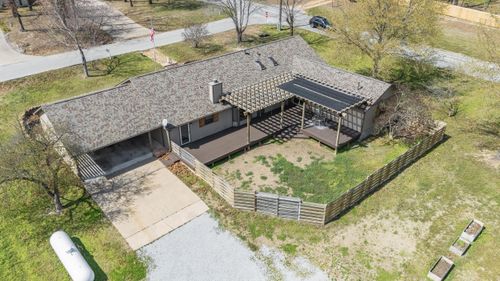 1301 Maple Dr, Grove, OK, 74344-2705 | Card Image