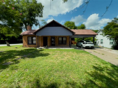 1022 W Congress St, Denton, TX, 76201-4016 | Card Image