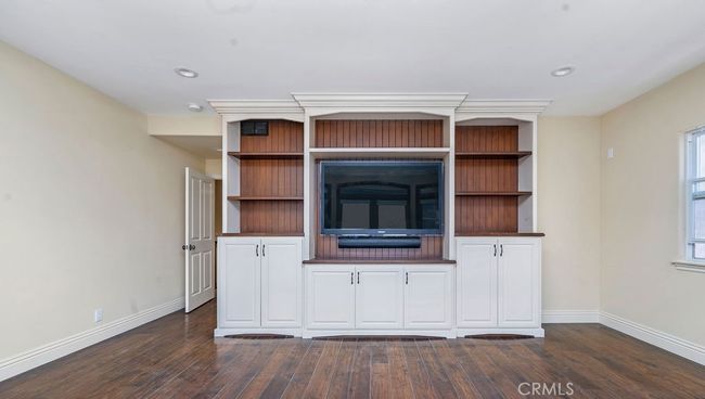 620 13 Th St, House other with 5 bedrooms, 3 bathrooms and 4 parking in Manhattan Beach CA | Image 11