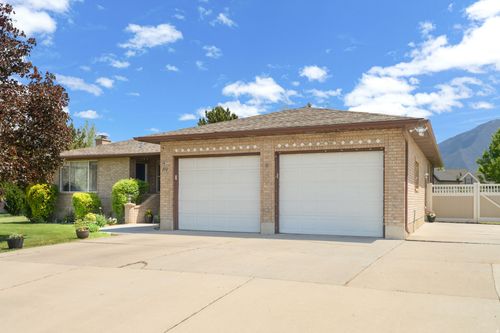 372 N 1360 E, Spanish Fork, UT, 84660-5544 | Card Image