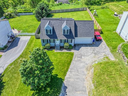 527 Highland Ave, Torrington, CT, 06790-4410 | Card Image