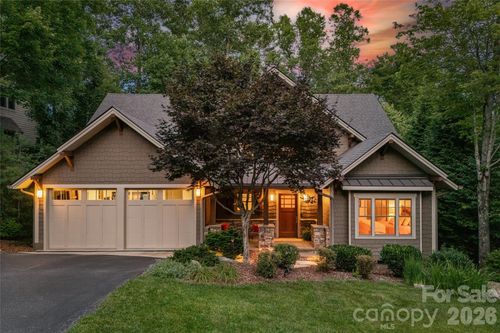 15 E Owl Creek Ln, Fairview, NC, 28730-8816 | Card Image