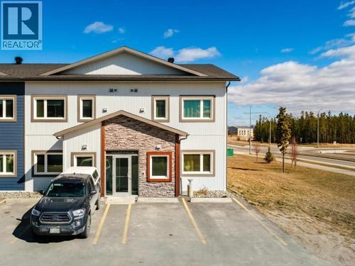 25 Gleaner Ave, Whitehorse, YT, Y1A0S4 | Card Image