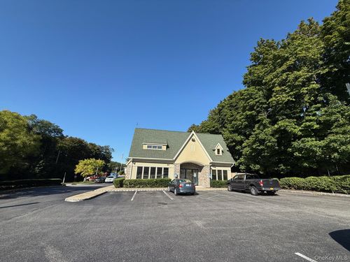 351 Fort Salonga Rd, Northport, NY, 11768-2848 | Card Image