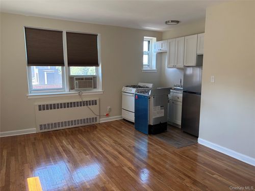 apt-6c-22 Mulford Pl, Hempstead, NY, 11550-2109 | Card Image