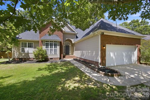 3208 Continental Dr, Monroe, NC, 28110-5207 | Card Image