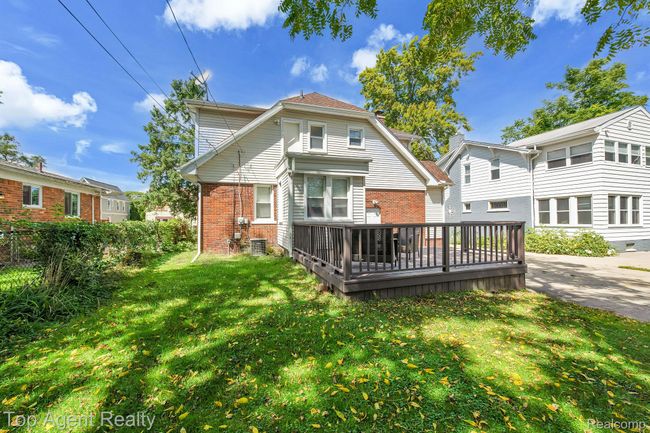 136 Alice Ave, House other with 4 bedrooms, 2 bathrooms and null parking in Bloomfield Township MI | Image 25