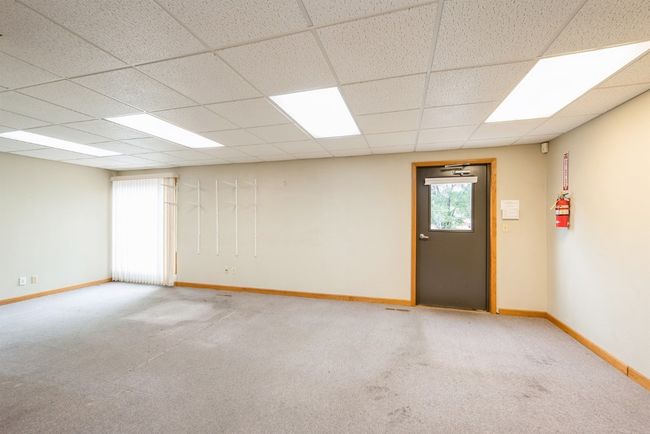 1070 Lyons Ln, Home with 0 bedrooms, 0 bathrooms and null parking in Marion IA | Image 10