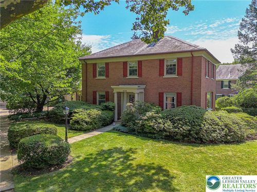 2143 Sycamore St, Bethlehem, PA, 18017-5119 | Card Image
