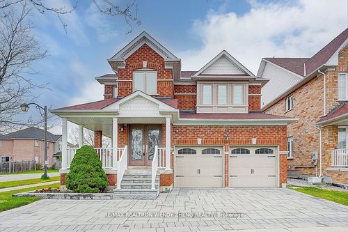 46 Ian Baron Ave, Unionville, ON, L3R4R2 | Card Image