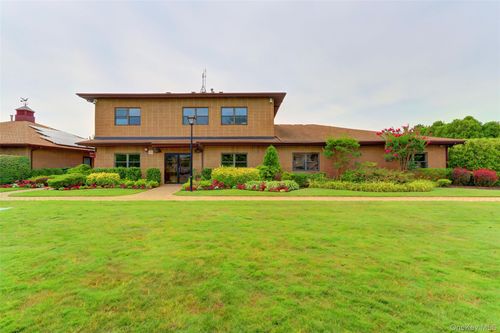 apt-1206-100 Daly Blvd, Oceanside, NY, 11572-6014 | Card Image