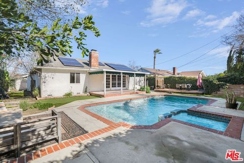 23020 Haynes St, West Hills, CA, 91307-3505 | Card Image