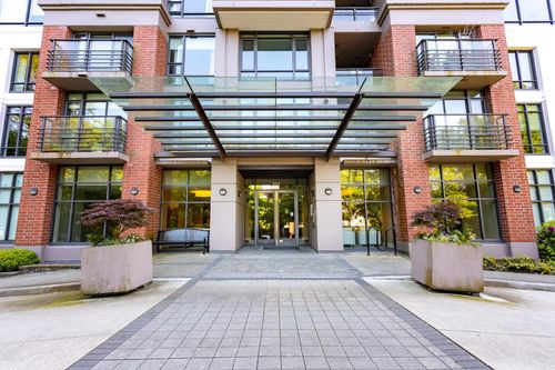 907-301 Capilano Rd, Port Moody, BC, V3H0G6 | Card Image