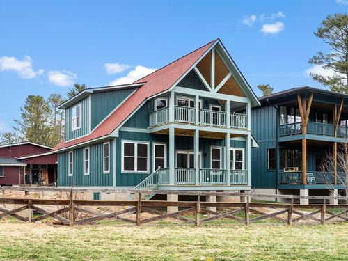 111 Waterlily Dr, Flat Rock, NC, 28731-0739 | Card Image