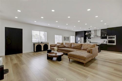 400 Hay St, Montebello, CA, 90640 | Card Image