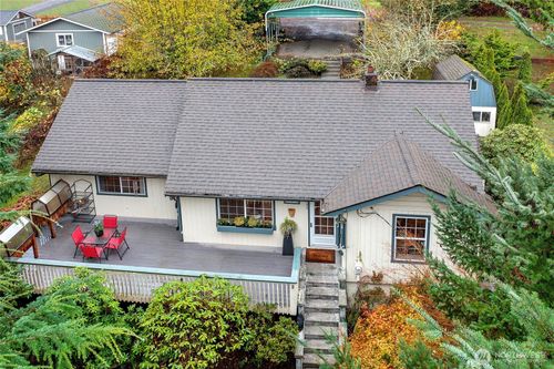 18509 1st Ave Ne, Suquamish, WA, 98392-9796 | Card Image