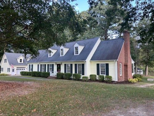 19071 Lakeside Dr, Courtland, VA, 23837-2633 | Card Image