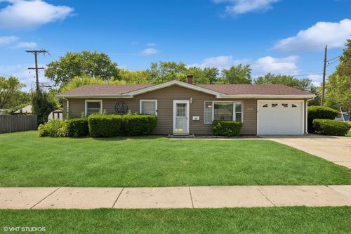 325 Larkdale Row, Wauconda, IL, 60084-2822 | Card Image