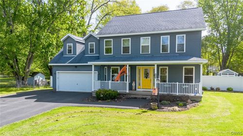 8824 Gaskin Rd, Clay, NY, 13041-9640 | Card Image