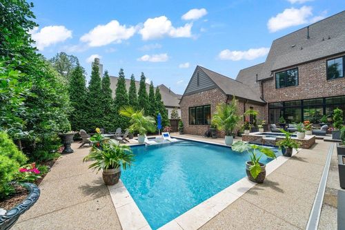 3056 Chapel Woods Cv, Germantown, TN, 38139-2504 | Card Image