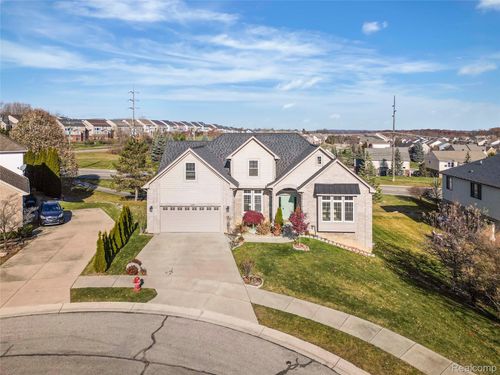 4489 Cedarhill Ct, Auburn Hills, MI, 48326-4318 | Card Image