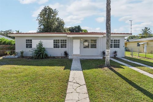 1230 Ne 144th St, Miami, FL, 33161-2535 | Card Image