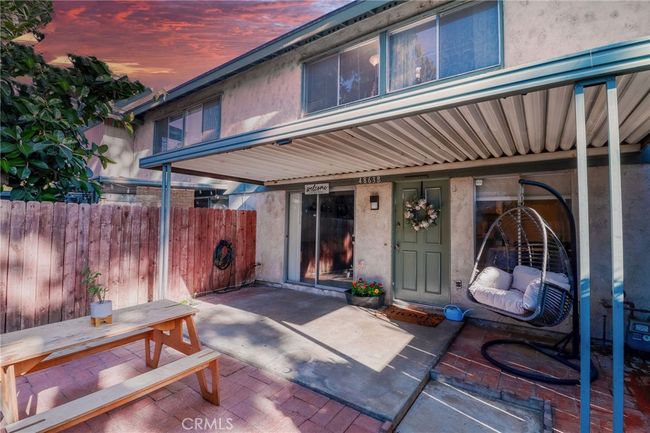 Front entrance and patio | Image 27