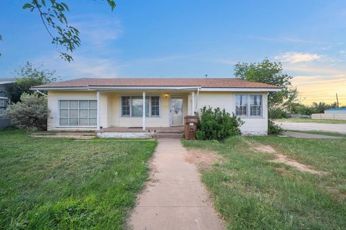1009 E 15th St, Big Spring, TX, 79720-4737 | Card Image