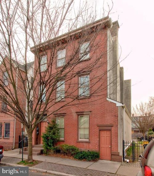 35 Ewing St, Trenton, NJ, 08609-1001 | Card Image