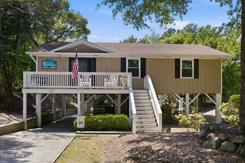 137 Doe Dr, Emerald Isle, NC, 28594-2316 | Card Image