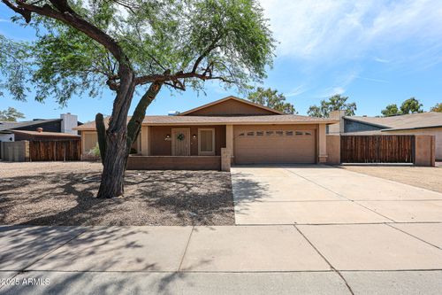 4656 N 101st Ave, Phoenix, AZ, 85037-5232 | Card Image