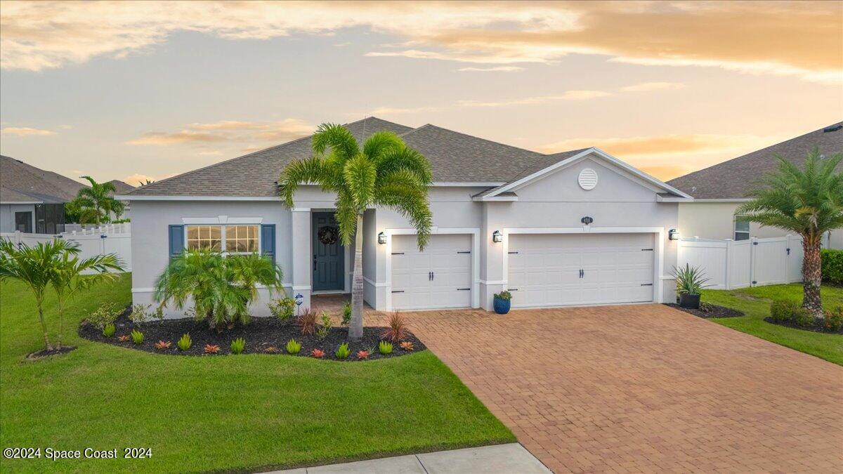 Hebron Dr, Merritt Island, FL 32953