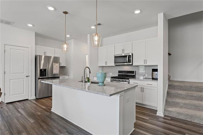 3560 Bexton Dr, Townhouse with 3 bedrooms, 3 bathrooms and null parking in Duluth GA | Image 7