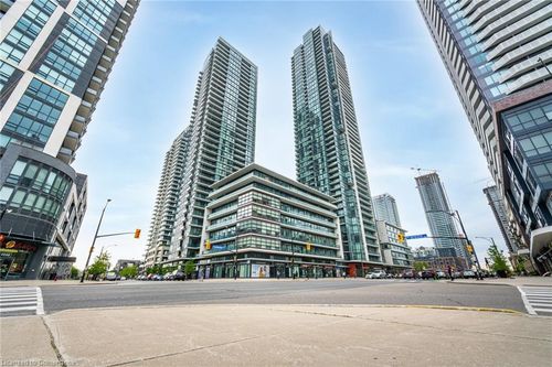 4209-4070 Confederation Pky, Mississauga, ON, L5B0E9 | Card Image