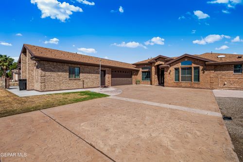 6497 Yerba Verde St, El Paso, TX, 79932-2718 | Card Image