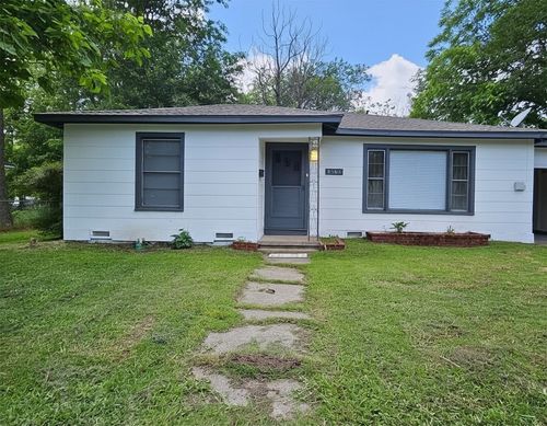 2505 Campbell St, Commerce, TX, 75428-3324 | Card Image