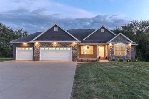 1457 Walter Mapp Dr, Riverside, IA, 52327-4709 | Card Image